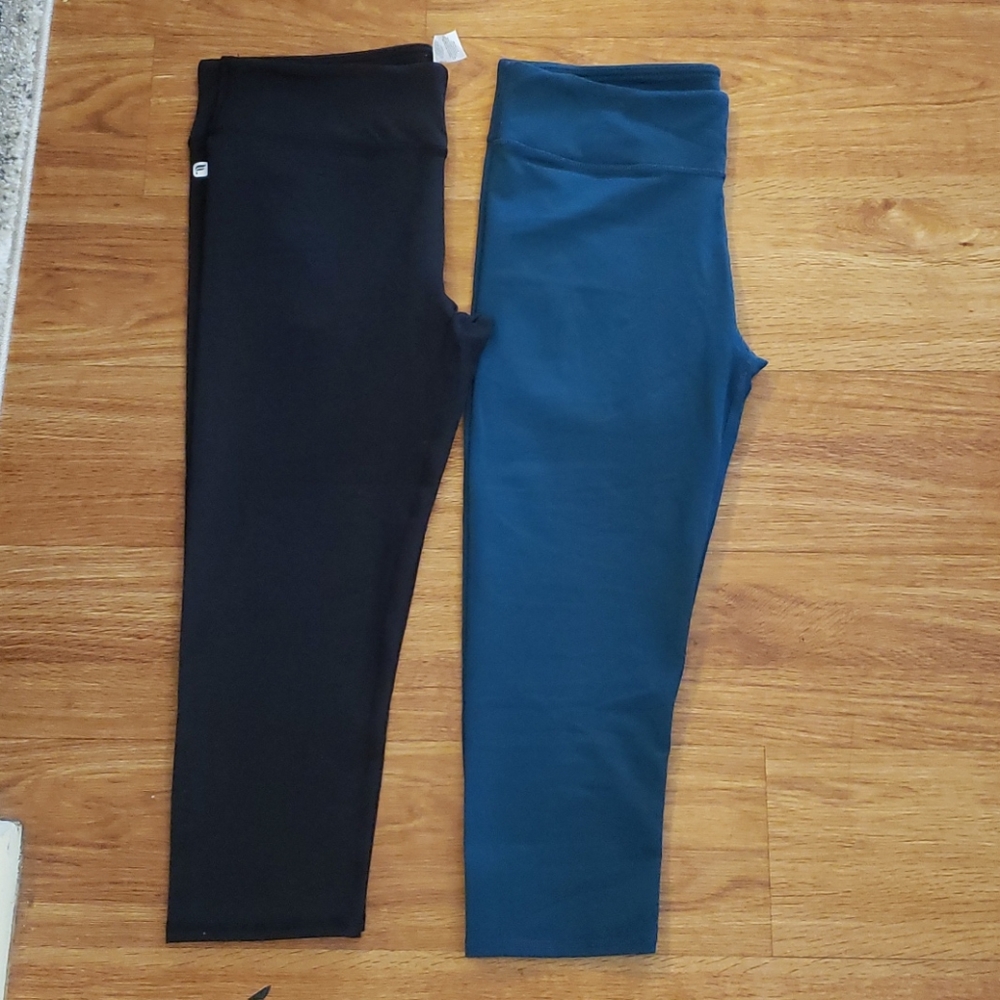 Black and green capris!